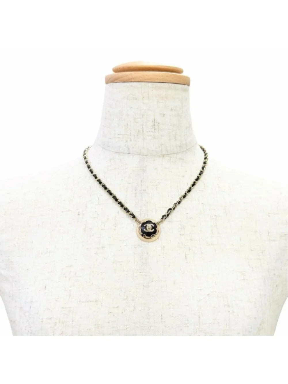 Chanel brand actual